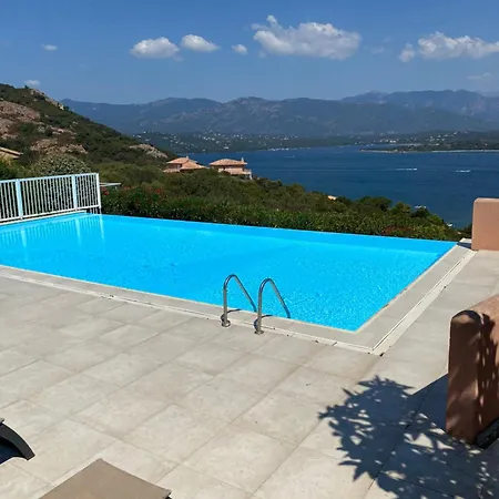 Belle Vue Piscine Parking à Pied Porto-Vecchio (Corsica)