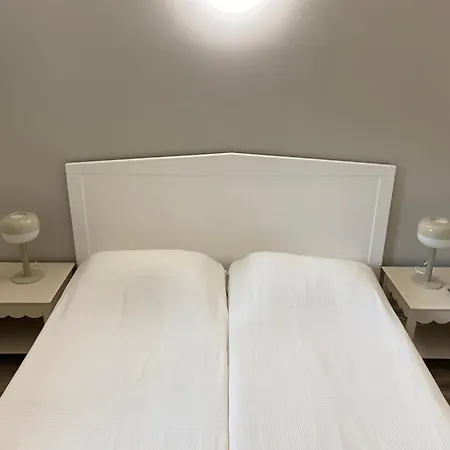 Belle Vue Piscine Parking A Pied Πόρτο Βέκιο