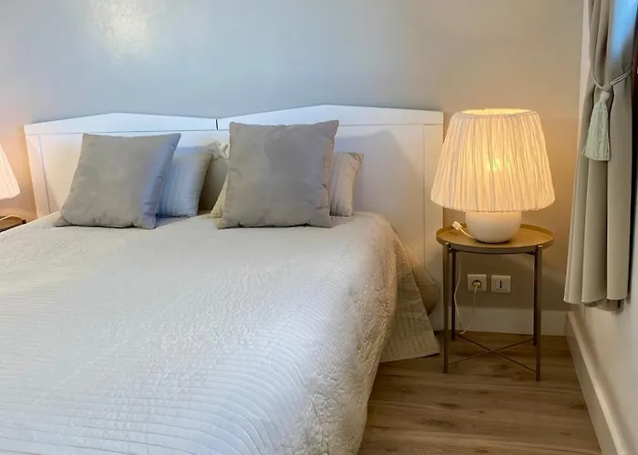 Belle Vue Piscine Parking A Pied * Porto-Vecchio (Corsica)